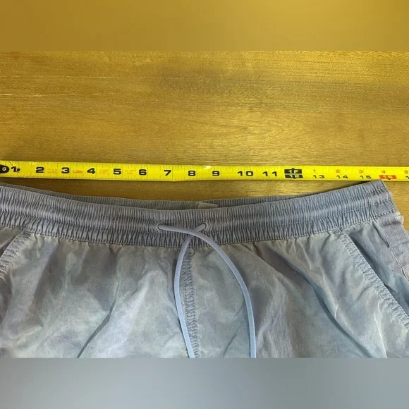 Athleta Women’s Lavender Expedition Shorts 8 - Picture 5 of 8